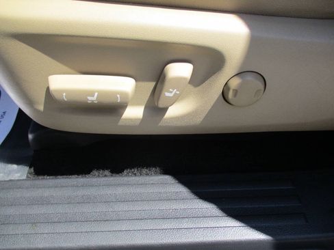 Used 2015 Toyota 4Runner SR5 Premium RWD image 11