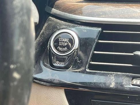 Used 2019 BMW 530i xDrive w/ Convenience Package image 27