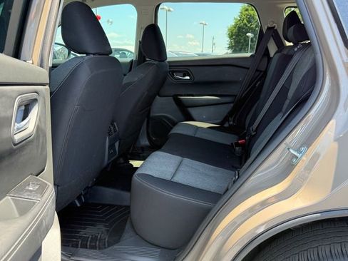 Certified 2025 Nissan Rogue SV FWD image 13