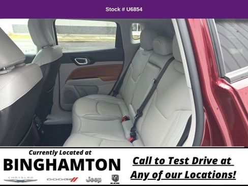 Used 2022 Jeep Compass Limited image 10