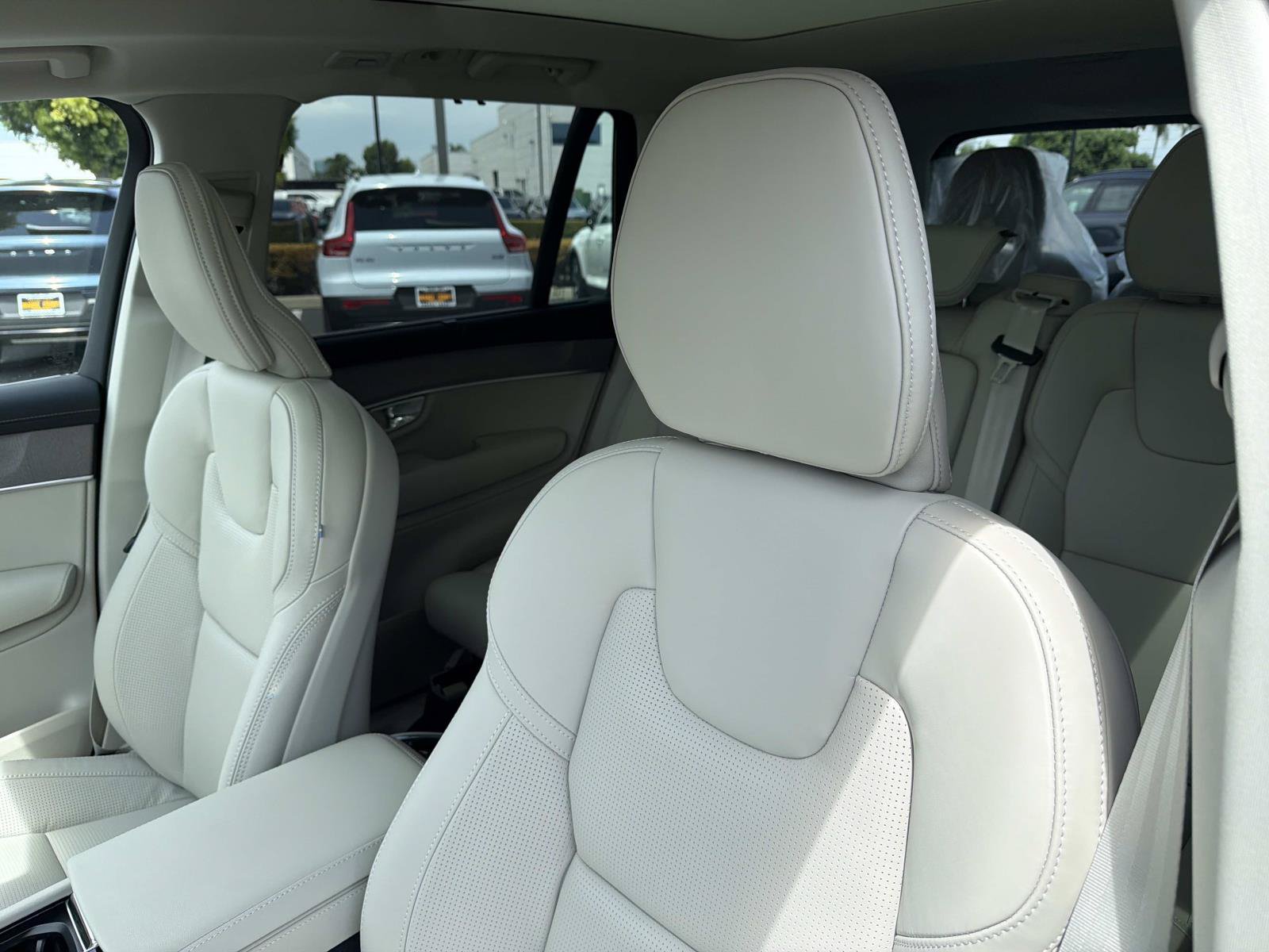 New 2027 Volvo XC90 B6 Ultra AWD/4WD image 15
