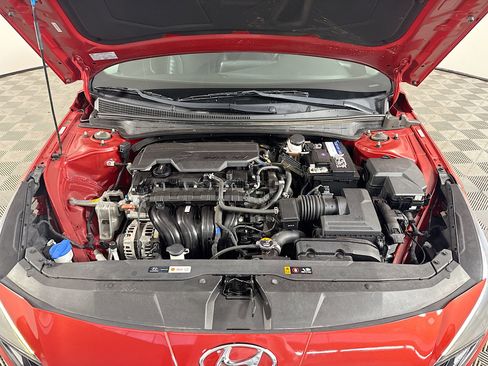 Used 2021 Hyundai Elantra Limited FWD image 39