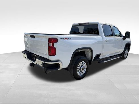 Used 2024 Chevrolet Silverado 2500 LT image 7