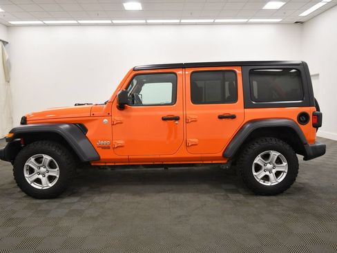 Used 2018 Jeep Wrangler Unlimited Sport S AWD/4WD image 4