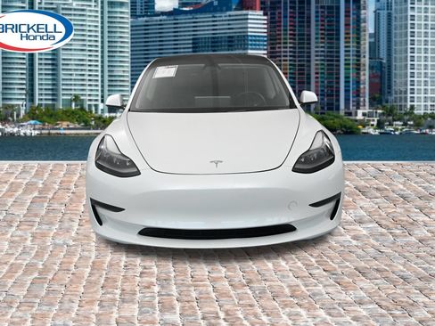 Used 2023 Tesla Model 3 Standard Range RWD image 2