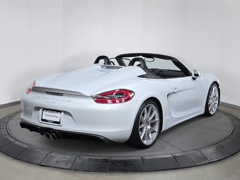 Used 2016 Porsche Boxster Spyder RWD image 7