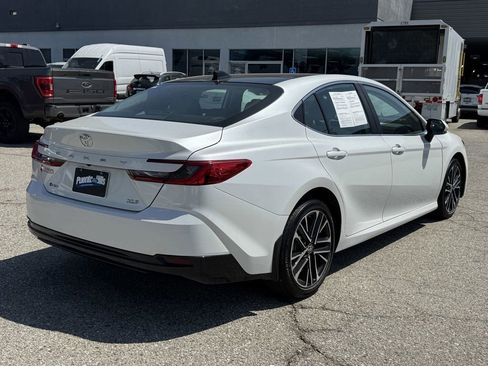Used 2025 Toyota Camry XLE w/ Premium Package FWD image 4
