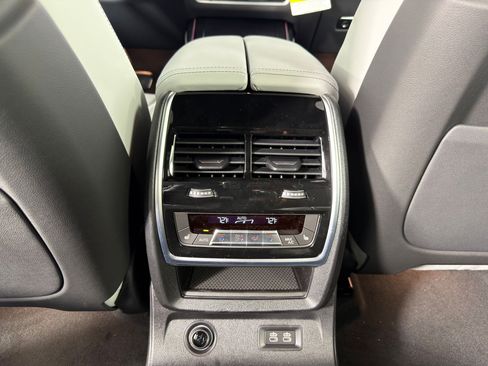 New 2026 BMW X7 xDrive40i w/ M Sport Package image 29