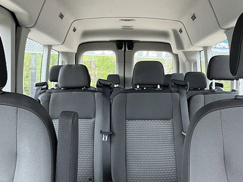 Used 2022 Ford Transit 350 XLT RWD image 12