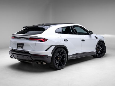 Used 2024 Lamborghini Urus Performante image 51