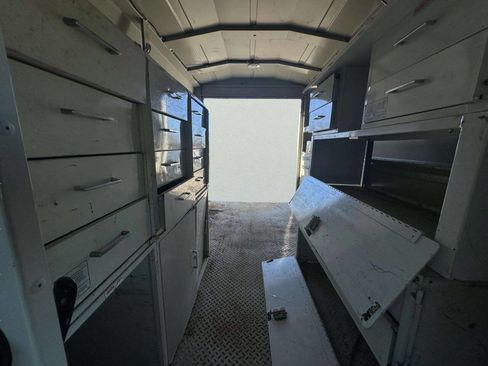 Used 2007 GMC Savana 3500 image 22