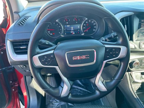 Used 2022 GMC Terrain SLE w/ Driver Convenience Package image 11