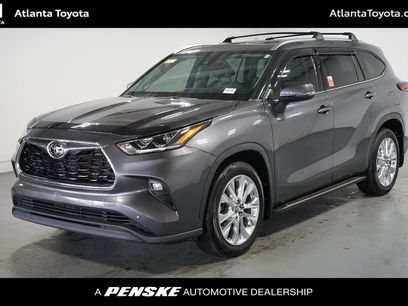 Used 2023 Toyota Highlander Limited