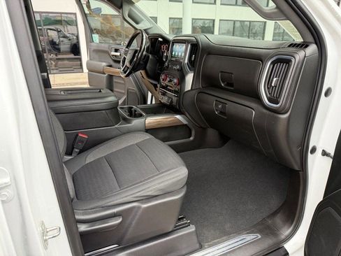 Used 2021 Chevrolet Silverado 1500 LT Trail Boss w/ Bed Protection Package AWD/4WD image 18