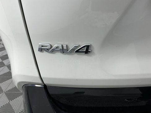 Used 2022 Toyota RAV4 XSE image 20