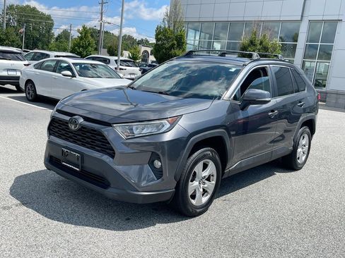 Certified 2020 Toyota RAV4 XLE AWD/4WD image 13