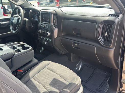 Certified 2023 GMC Sierra 1500 Pro w/ Graphite Edition AWD/4WD image 11