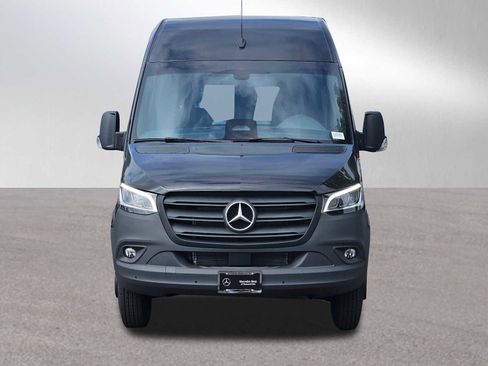 New 2025 Mercedes-Benz Sprinter 3500 image 8