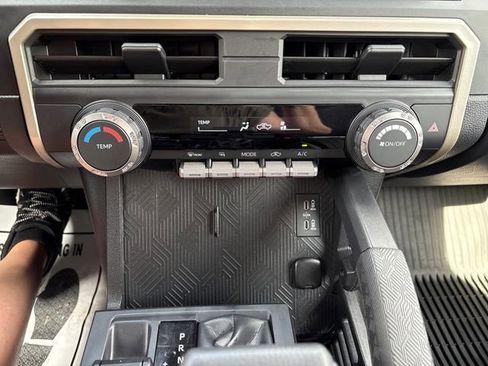 Used 2024 Toyota Tacoma SR AWD/4WD image 16
