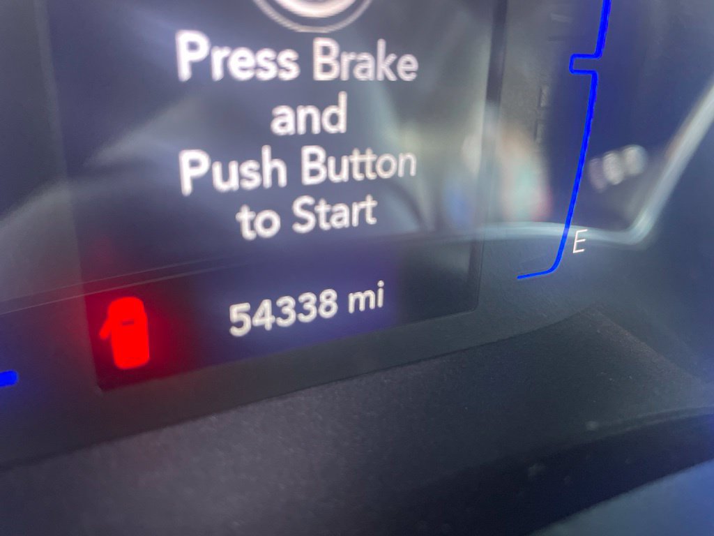 Used 2018 Chrysler Pacifica Touring Plus w/ S Appearance Package FWD image 2