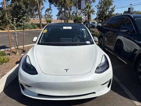 Used 2023 Tesla Model 3 Standard Range RWD image 3