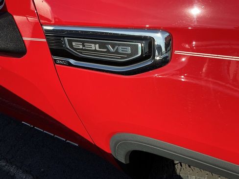 Used 2019 GMC Sierra 1500 SLE w/ SLE Value Package image 8