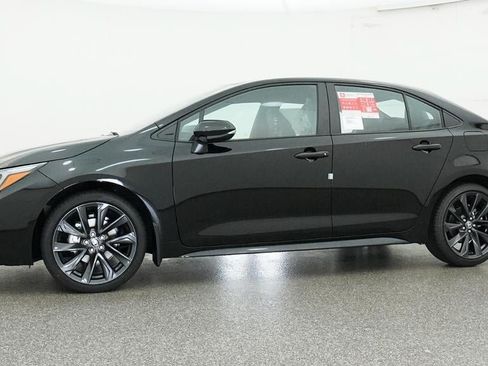 New 2026 Toyota Corolla SE FWD image 18