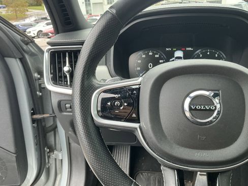 Used 2019 Volvo V90 T5 R-Design w/ Advanced Package image 18