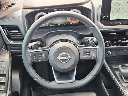 Certified 2023 Nissan Rogue Platinum w/ Platinum Premium Package image 15