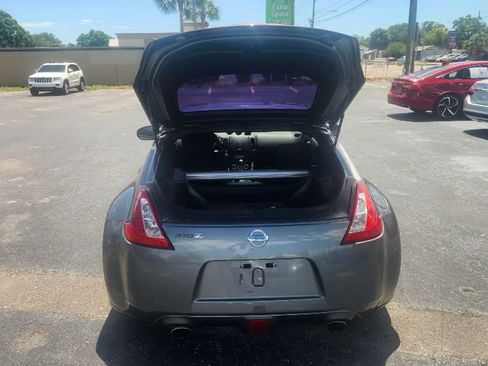 Used 2016 Nissan 370Z Coupe image 11