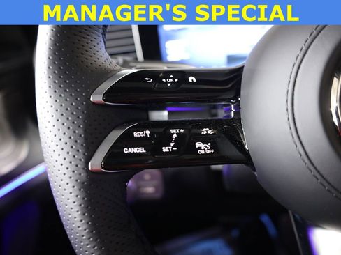 Used 2025 Mercedes-Benz GLS 450 4MATIC image 12