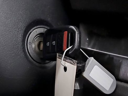 Used 2014 Honda CR-V EX-L image 23