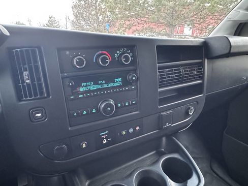 Used 2019 Chevrolet Express 2500 2500 3dr Cargo Van w/ Driver Convenience Package image 14