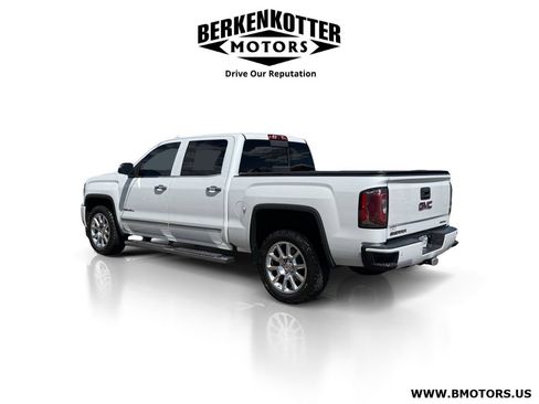 Used 2016 GMC Sierra 1500 Denali w/ Enhanced Driver Alert Package AWD/4WD image 5