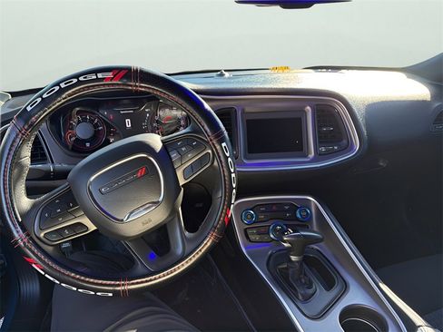 Used 2022 Dodge Challenger SXT w/ Blacktop Package image 12
