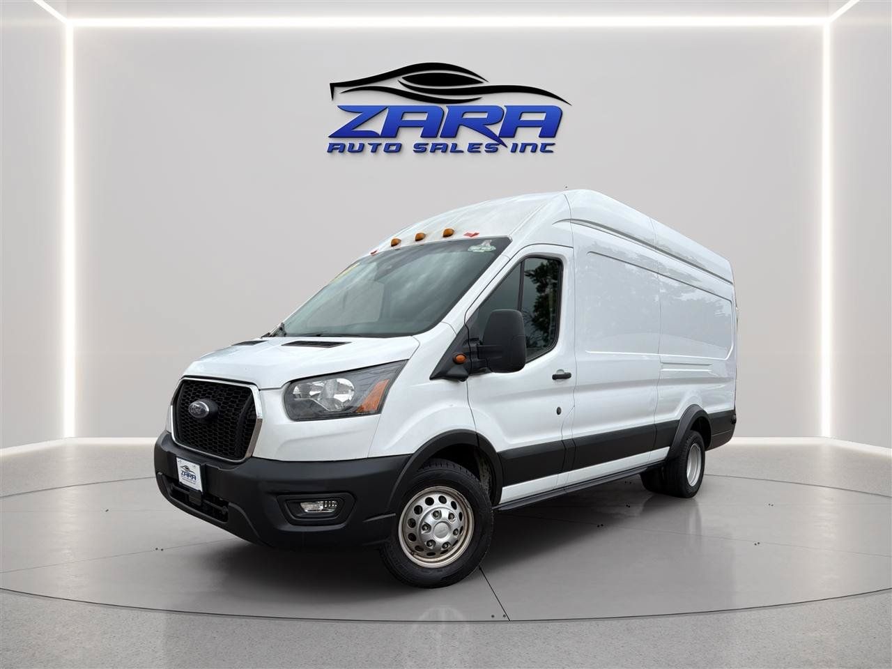 Used 2023 Ford Transit 350 148 High Roof DRW AWD w/ Load Area Protection Package image 1