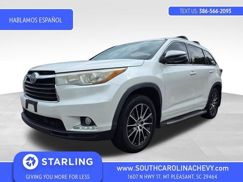 Used 2016 Toyota Highlander Limited Platinum FWD image 1