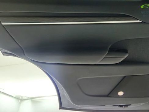 Used 2022 Tesla Model X AWD/4WD image 36