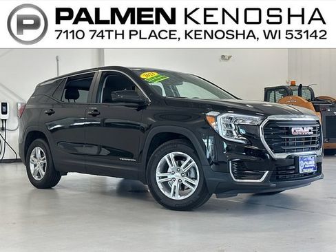 Used 2023 GMC Terrain SLE FWD image 1