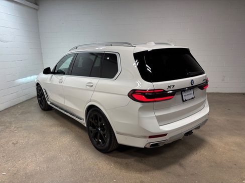 Used 2023 BMW X7 xDrive40i image 9