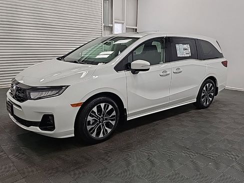 New 2026 Honda Odyssey Elite image 4