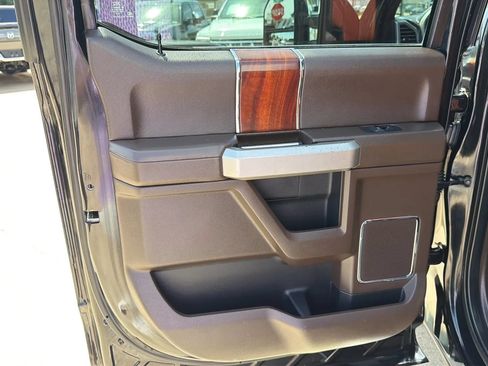 Used 2019 Ford F250 King Ranch w/ King Ranch Ultimate Package AWD/4WD image 11