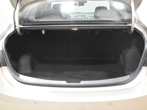 Used 2025 Chevrolet Malibu LT FWD image 25