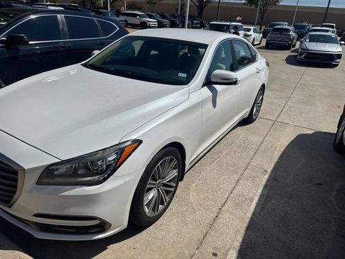 Used 2020 Genesis G80 3.8 RWD image 2