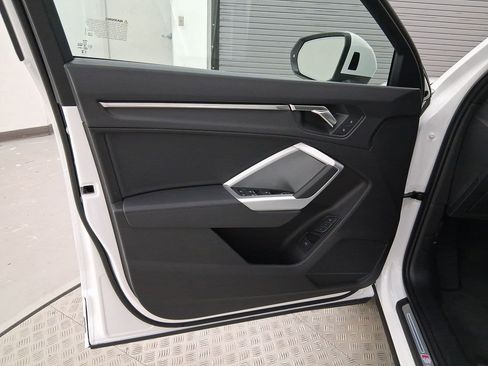 New 2025 Audi Q3 2.0T Premium w/ Convenience Package image 20