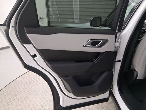 Used 2026 Land Rover Range Rover Velar S image 27