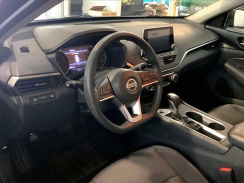 Used 2022 Nissan Altima 2.5 SV image 13