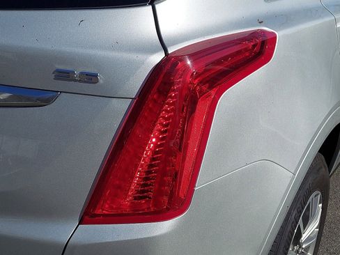 Used 2019 Cadillac XT5 Luxury image 12