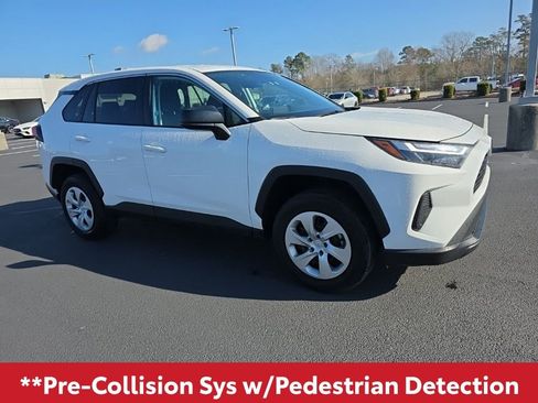 Used 2025 Toyota RAV4 LE image 13