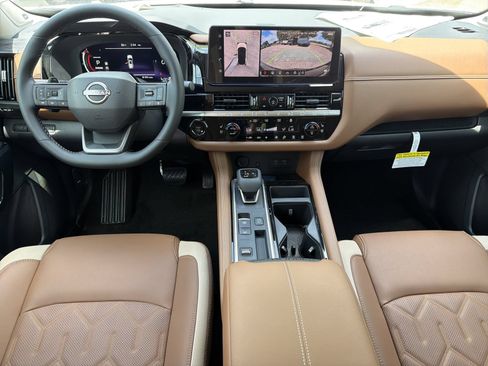 New 2026 Nissan Pathfinder Platinum w/ Cargo Package FWD image 2